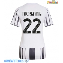 Camisa de time de futebol Juventus Weston McKennie #22 Replicas 1º Equipamento Feminina 2025-26 Manga Curta